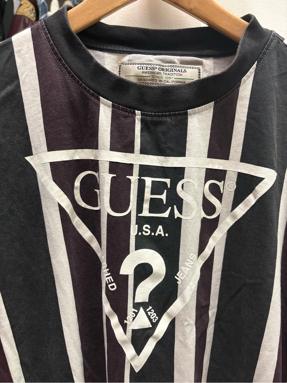 GUESS vintage Striped Logo Tee - Picture 2 of 4